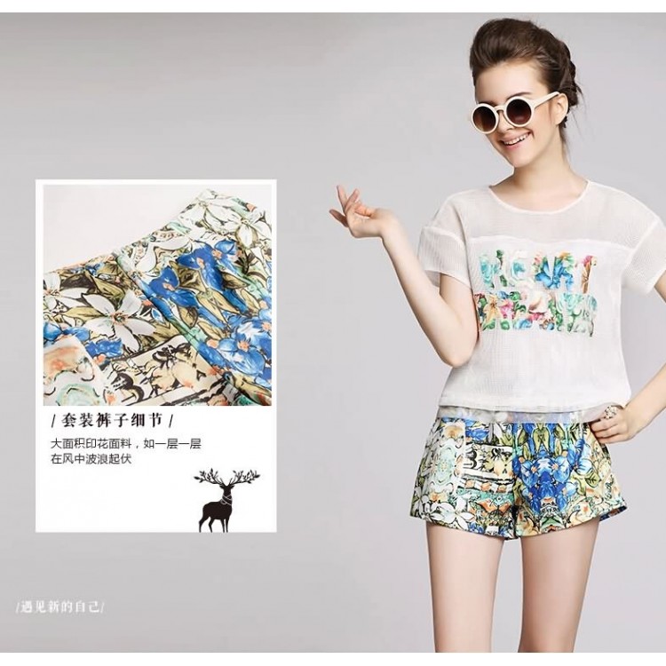 J78932 Completo di top con design a griglia alla moda europea e pantaloncini a fiori-3