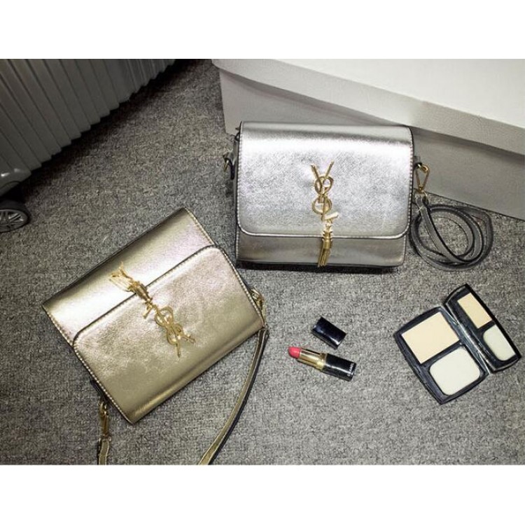 PBB8481 Borsa a tracolla con nappa con pendente in metallo moda Europa-3