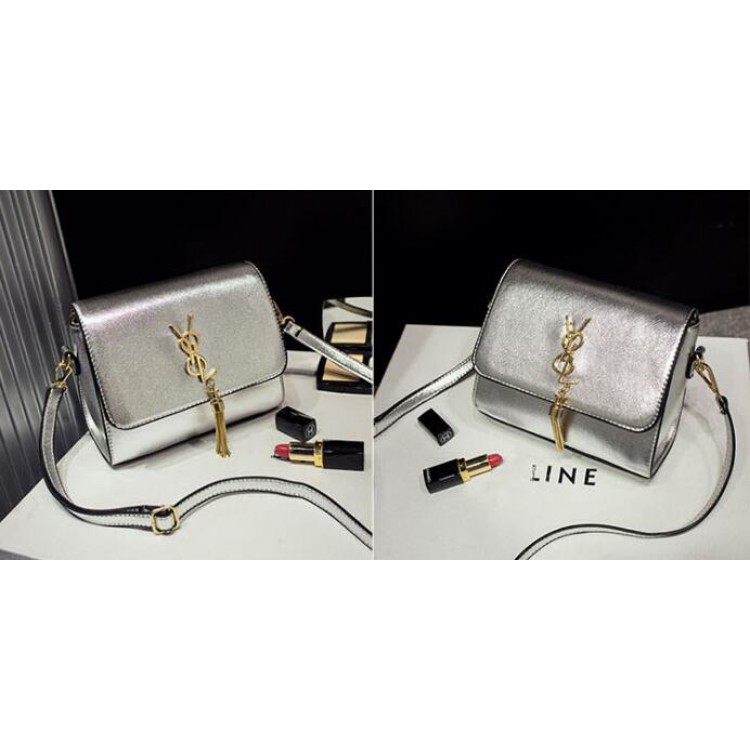 PBB8481 Borsa a tracolla con nappa con pendente in metallo moda Europa-4