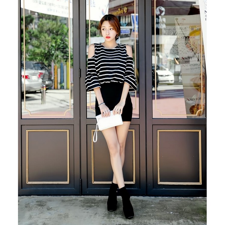 TE3012YZS Abito attillato sexy con maniche a sbuffo e spalle scoperte a righe bianche e nere-2