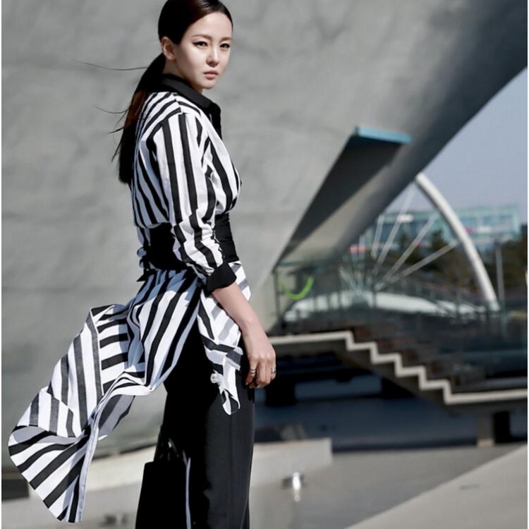 TE1547GJWL Camicia lunga con protezione solare a righe alla moda coreana-5