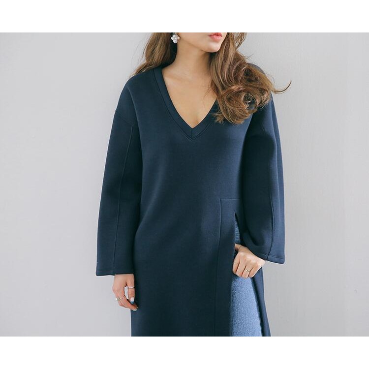 TE3088YZS Abito ampio con scollo a V e orlo a fessura-7