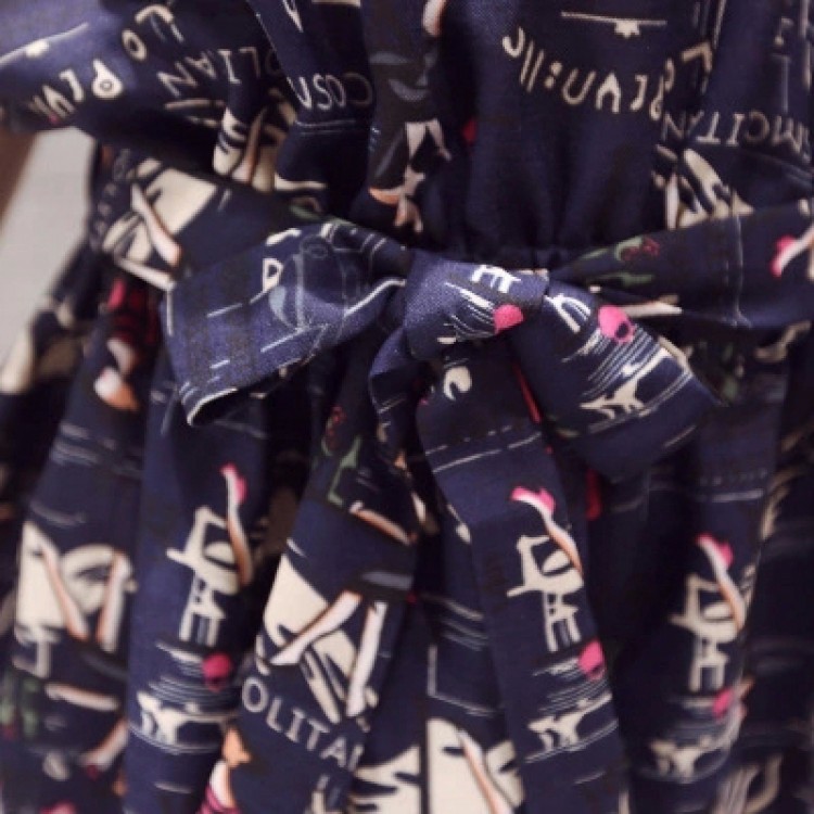 TE3913MY Abito a maniche corte con allacciatura in vita con stampa brividi-4