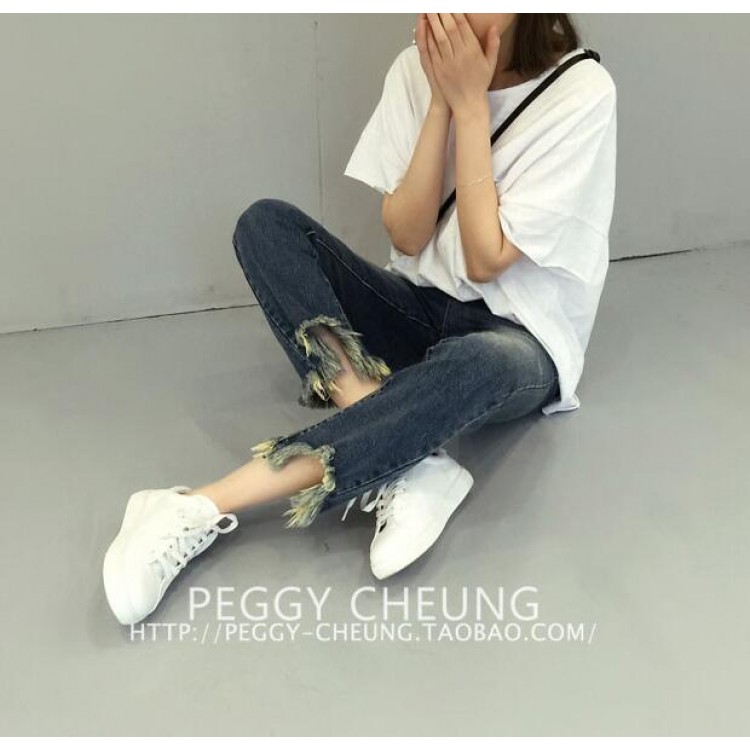 TE5080DDFS Jeans a zampa d'elefante con nappe irregolari e fondo abrasato di nuovo stile-1