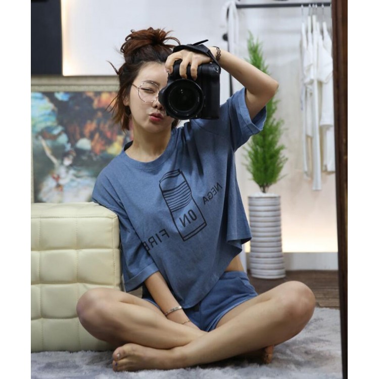 TE6434YZS T-shirt con stampa di lettere macarons color caramello, maniche a pipistrello e pantaloncini-8