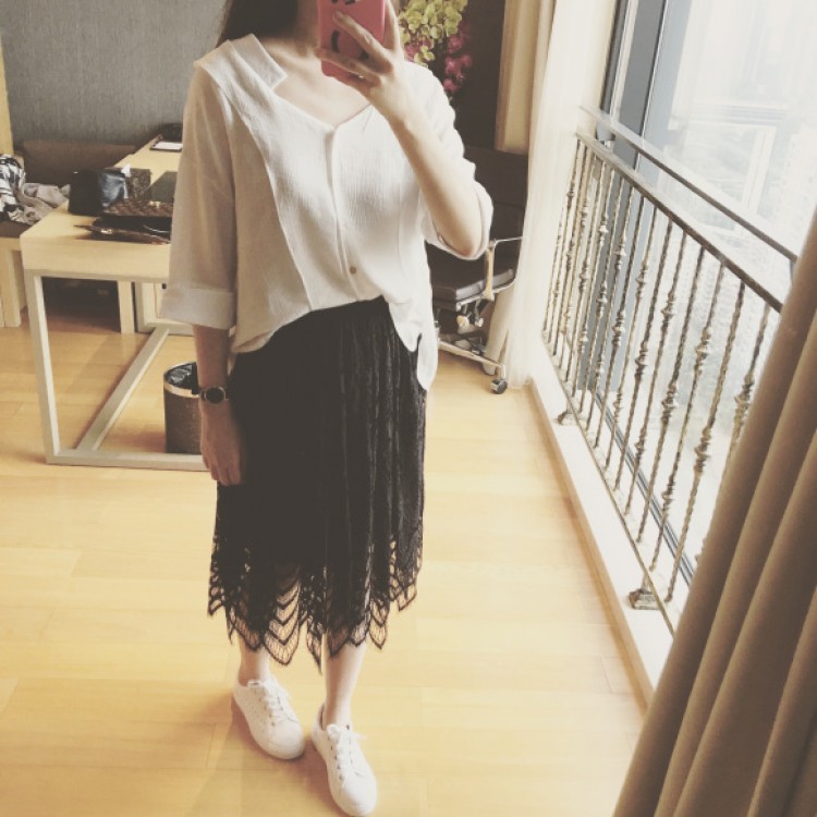 TE7593SSCL Bellissima camicia in chiffon bianco con scollo a V-1