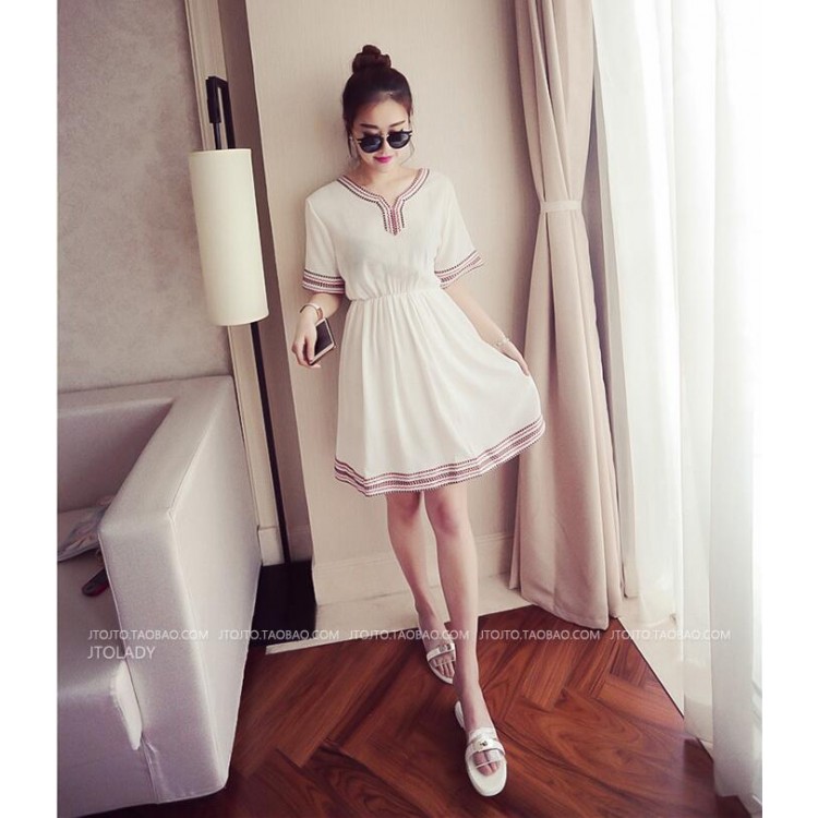 TE8891HYJ Abito taglie forti con ricamo stile nazionale e scollo a V in vita slim-6