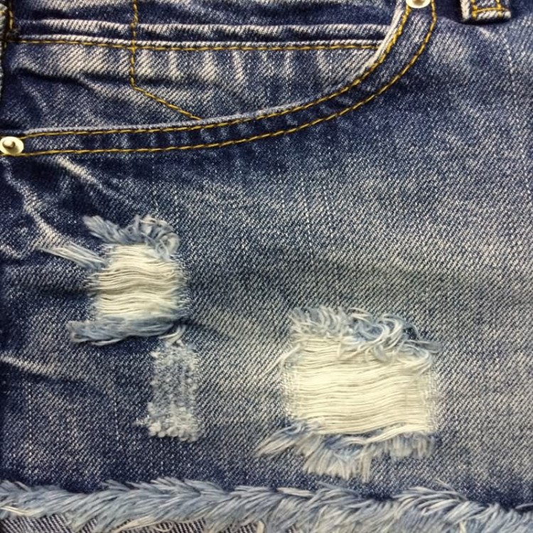 TE9051DFS Il distintivo della moda estiva indossa pantaloncini di jeans-2