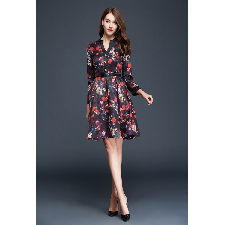 TE9093LLYG Abito con scollo a V e maniche lunghe in trama jacquard con stampa vintage-3