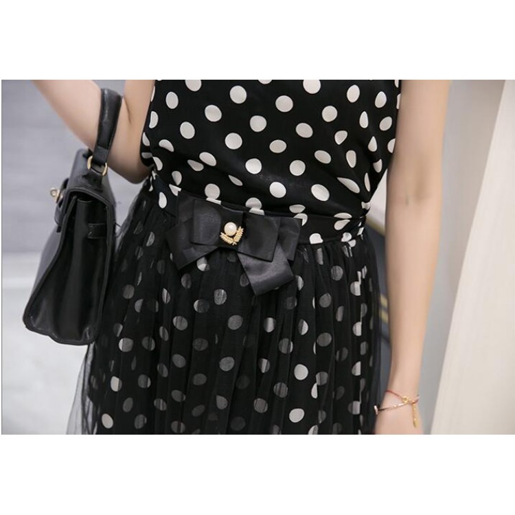 TE9273WMSS Top sexy da club con taglio alla caviglia, spalle scoperte e gonna a pois in rete trasparente-6