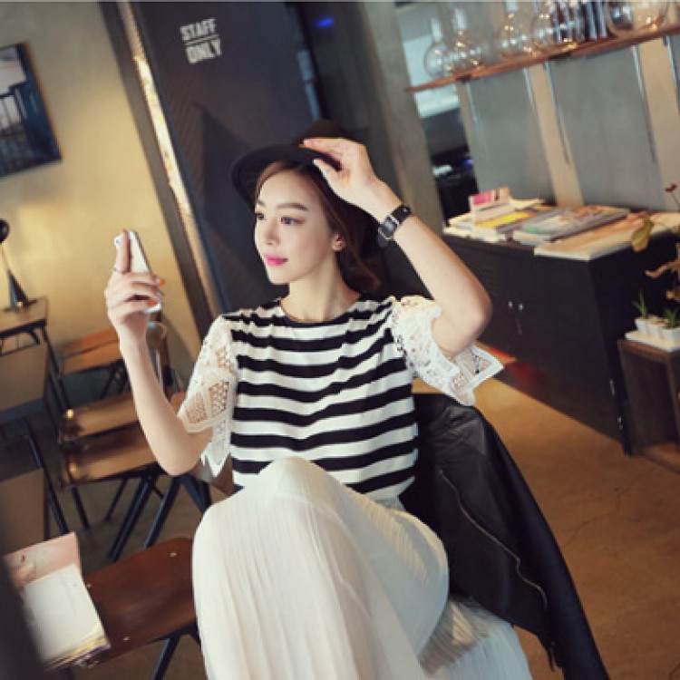 TE9940WJYS Top girocollo a righe con maniche in rete-5